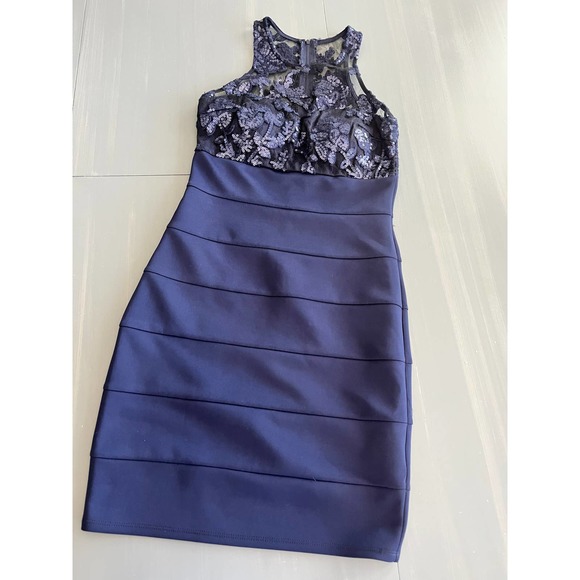 Cocktail/prom navy blue sequin and lace Women's size 3 - Picture 7 of 11
